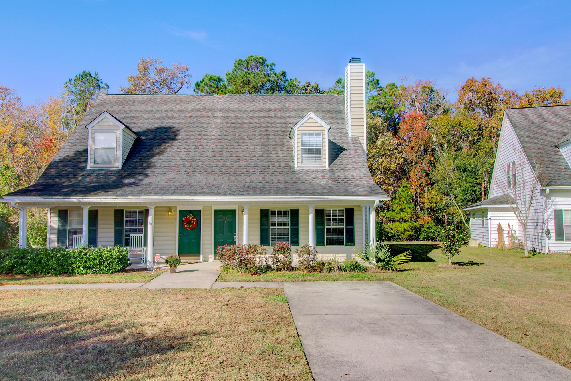 3184 Queensgate Way Mount Pleasant, SC 29466 - Photo 2 of 30 1