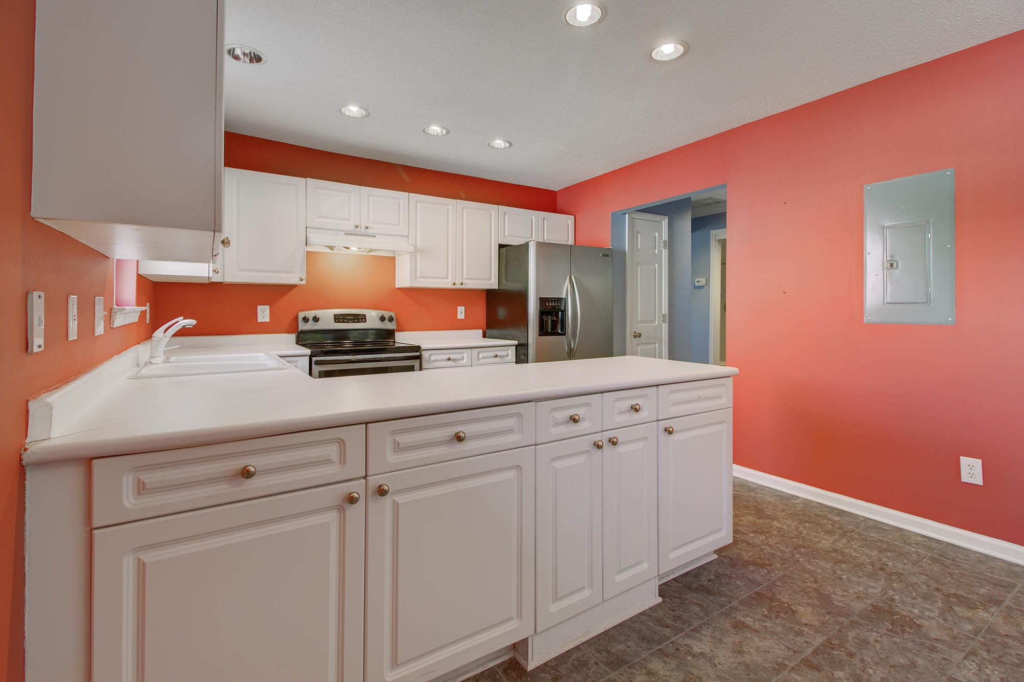 3184 Queensgate Way Mount Pleasant, SC 29466 - Photo 11 of 30 14