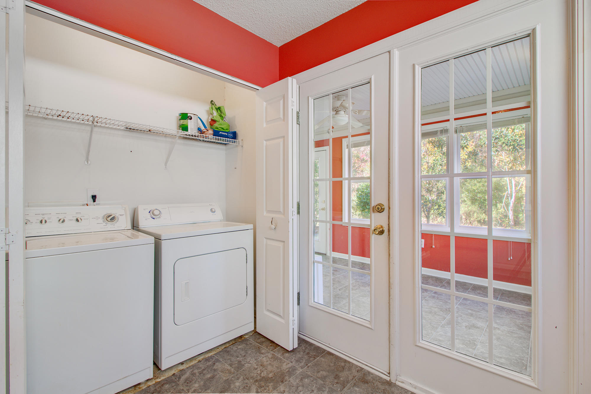 3184 Queensgate Way Mount Pleasant, SC 29466 - Photo 14 of 30 18