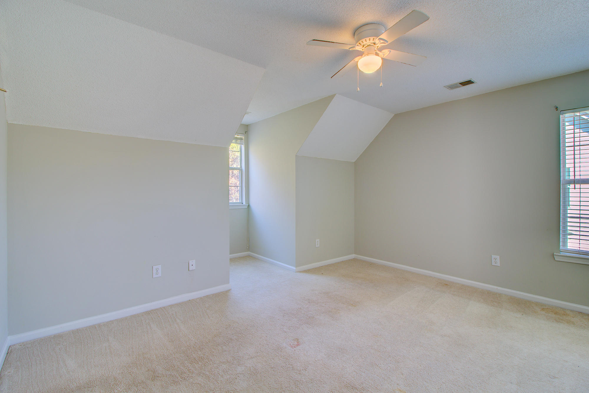 3184 Queensgate Way Mount Pleasant, SC 29466 - Photo 28 of 30 29