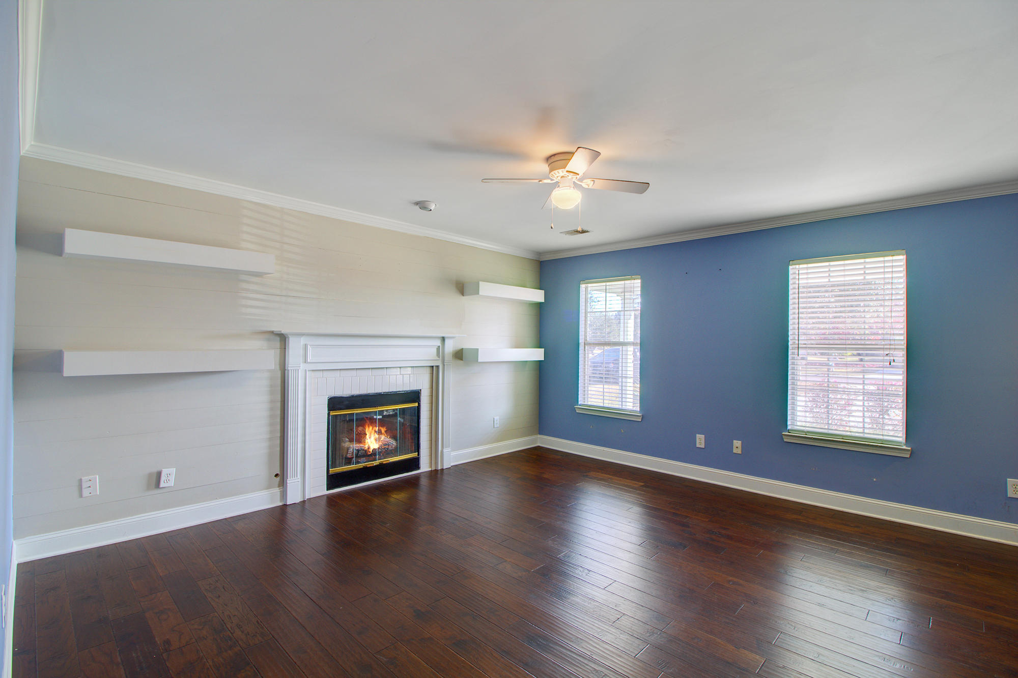 3184 Queensgate Way Mount Pleasant, SC 29466 - Photo 5 of 30 7