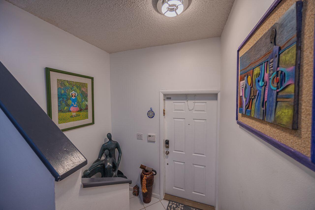 6674 Montego Bay Boulevard, Unit D Boca Raton, FL 33433 - Photo 2 of 17 BP