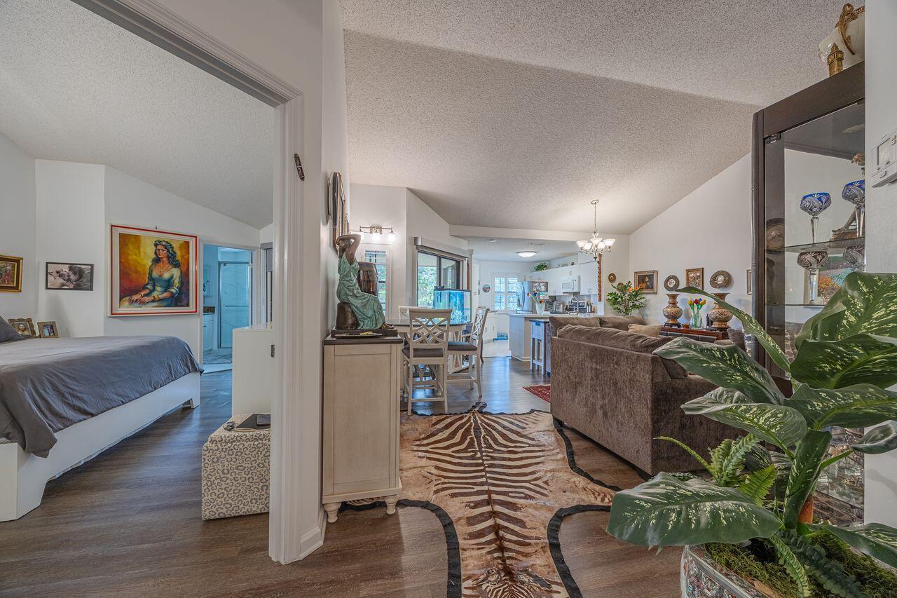6674 Montego Bay Boulevard, Unit D Boca Raton, FL 33433 - Photo 4 of 17 BP