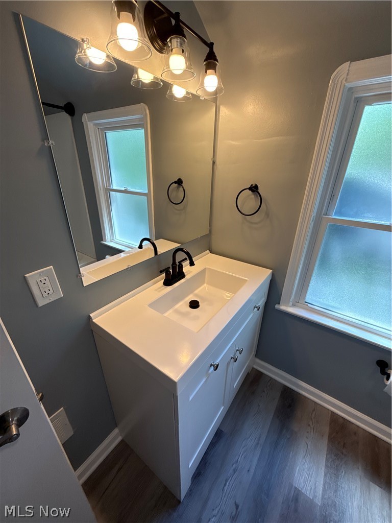 190 Meriden Road Painesville, OH 44077 - Photo 6 of 22