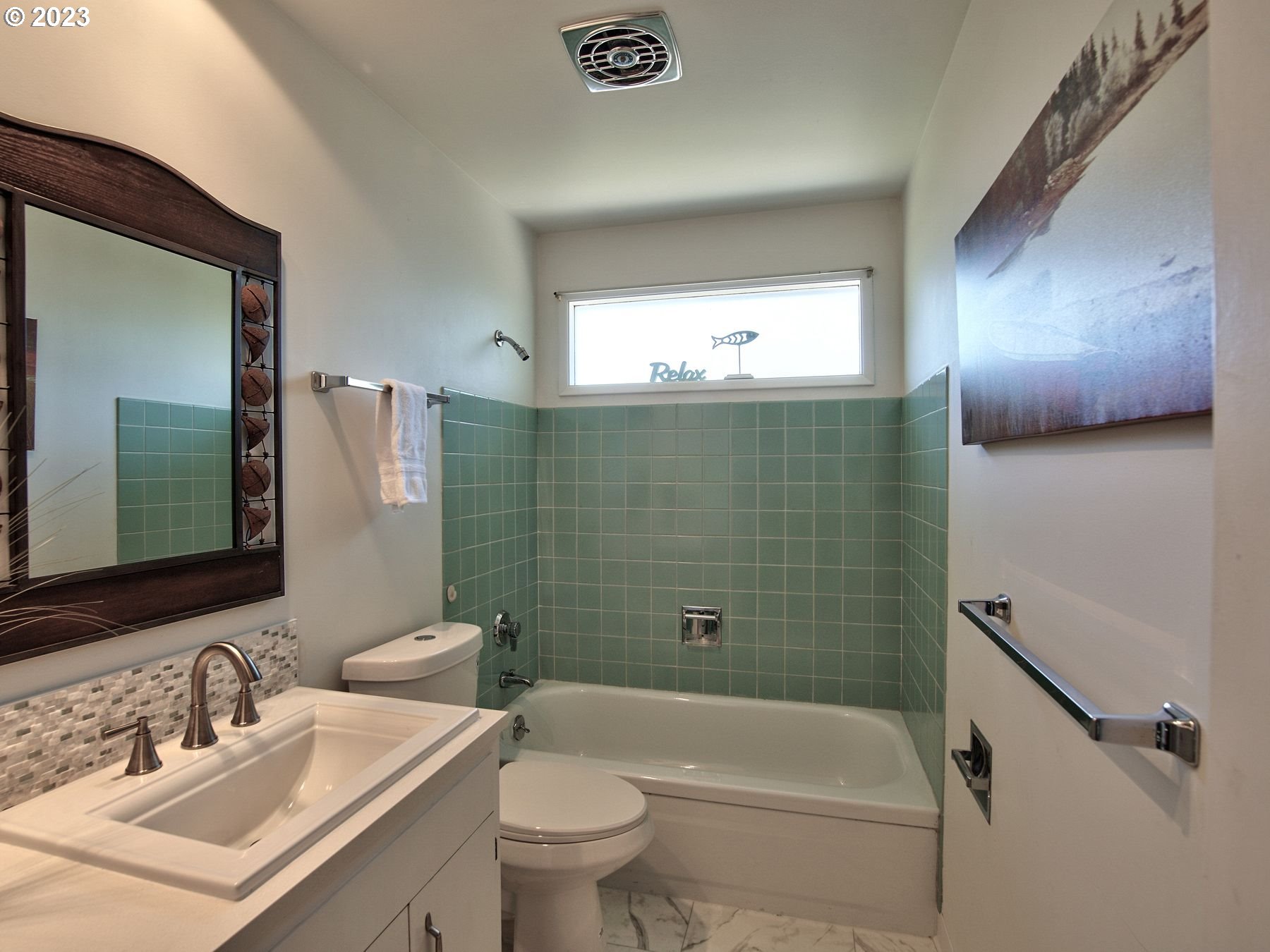 8905 Southwest Homewood Street Portland, OR 97225 - Photo 16 of 43 Gallery Image 16
