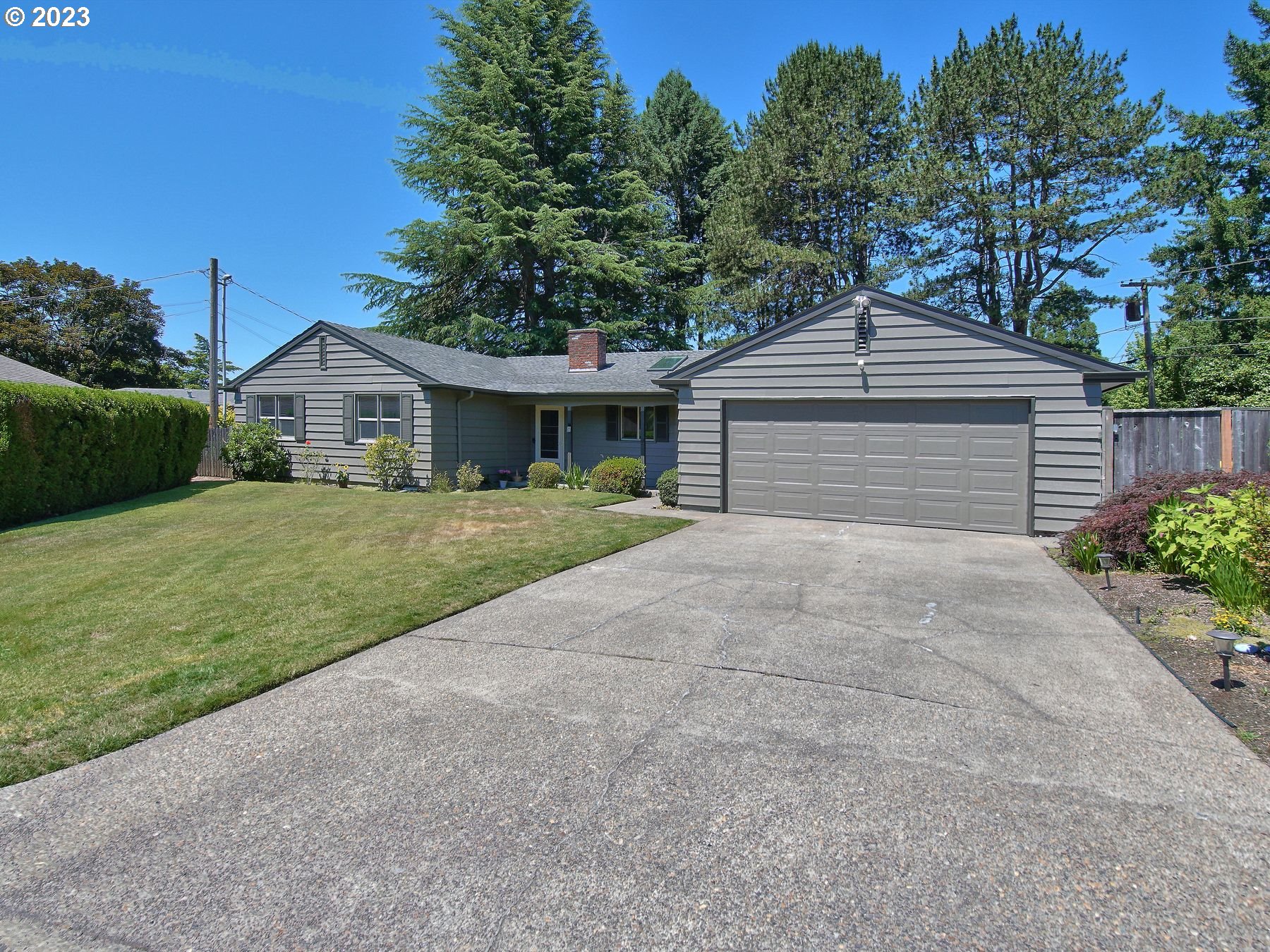 8905 Southwest Homewood Street Portland, OR 97225 - Photo 2 of 43 Gallery Image 2