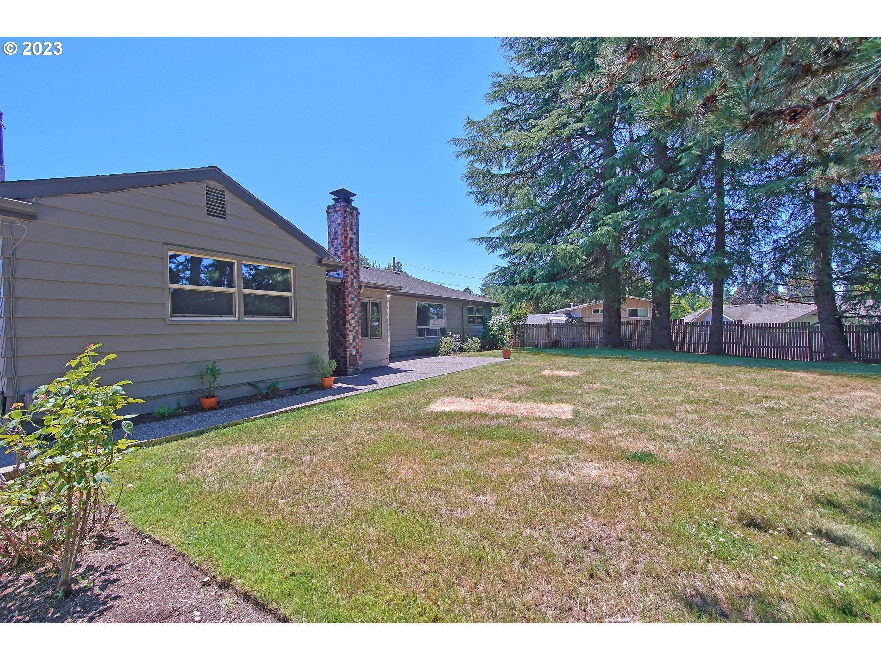 8905 Southwest Homewood Street Portland, OR 97225 - Photo 33 of 43 Gallery Image 33