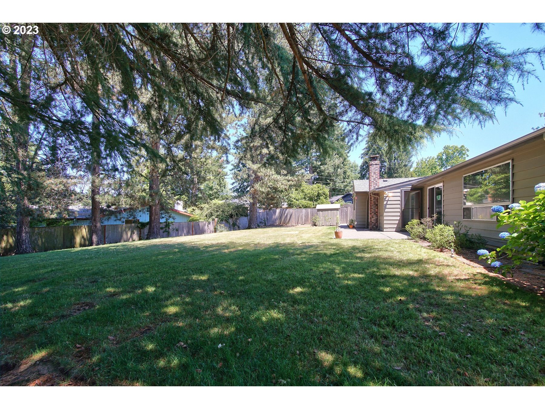 8905 Southwest Homewood Street Portland, OR 97225 - Photo 38 of 43 Gallery Image 38