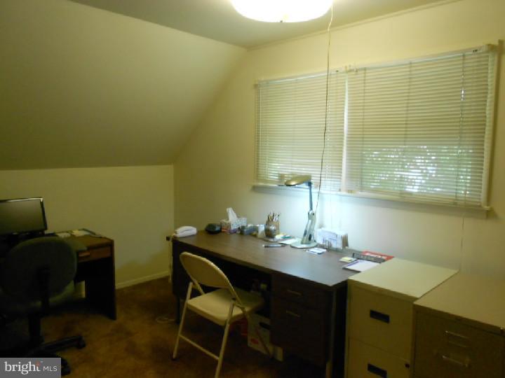 9 Cloister Road Levittown, PA 19057 - Photo 17 of 25 Bedroom 4