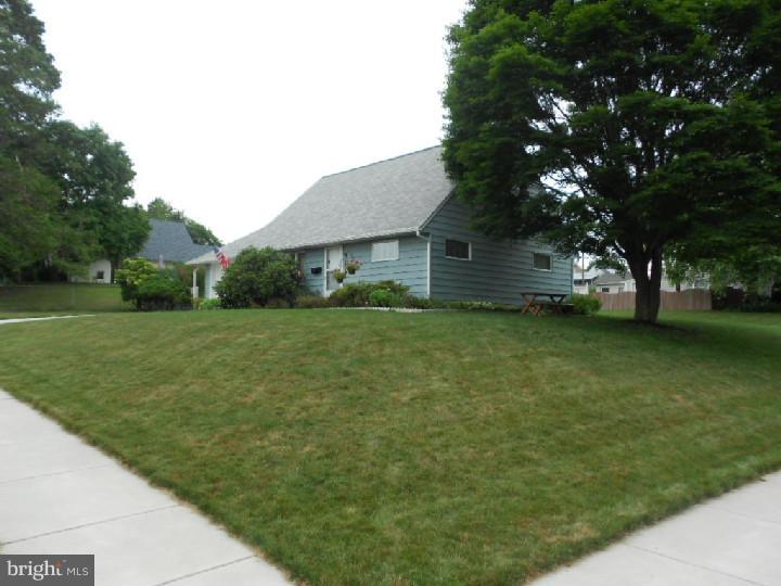 9 Cloister Road Levittown, PA 19057 - Photo 4 of 25 Exterior Side