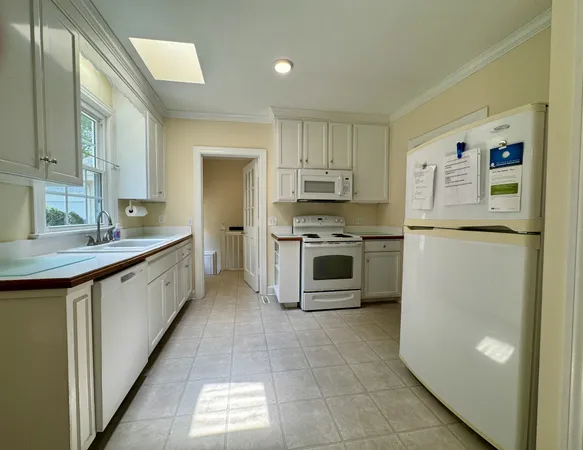 $2,500 | 3010 New Natchez Trace, Nashville, TN 37215