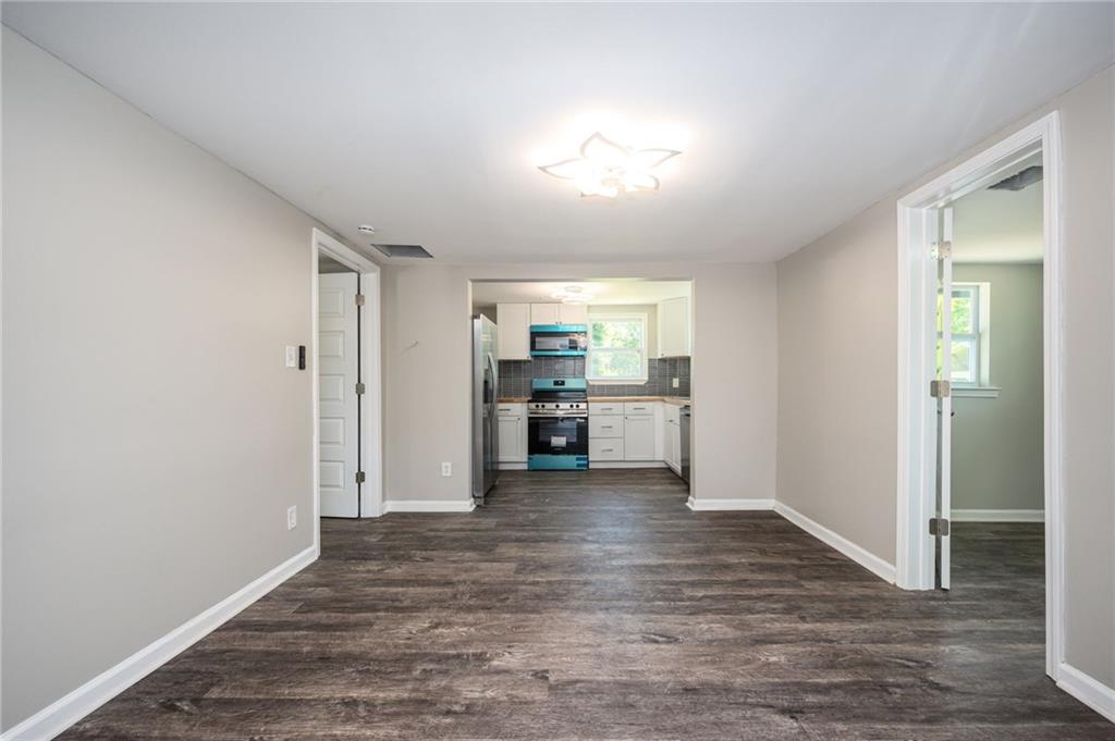 4690 Fowler Street Acworth, GA 30101 - Photo 4 of 22