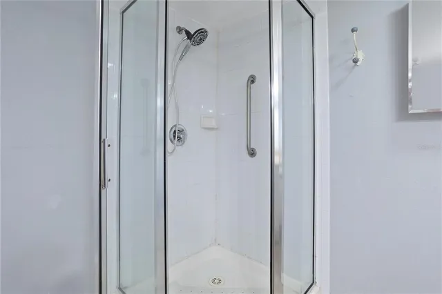 $159,900 | 145 North Pearl Lake Causeway, Unit 106, Altamonte Springs, FL 32714