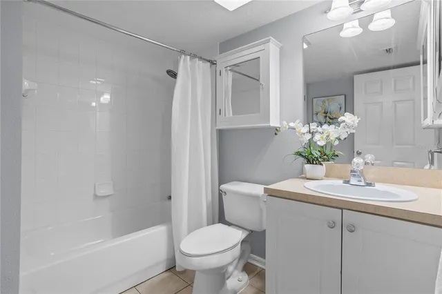 $159,900 | 145 North Pearl Lake Causeway, Unit 106, Altamonte Springs, FL 32714