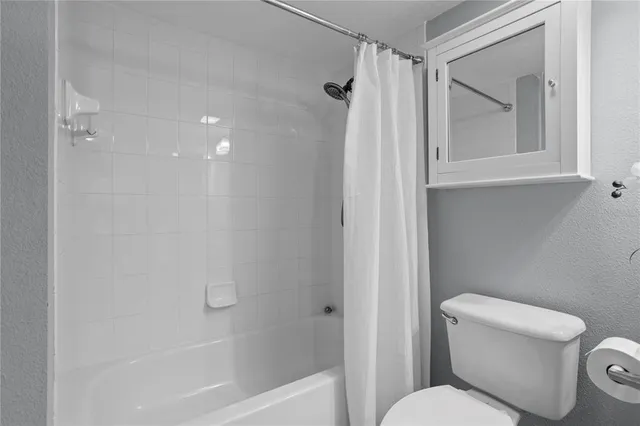 $159,900 | 145 North Pearl Lake Causeway, Unit 106, Altamonte Springs, FL 32714