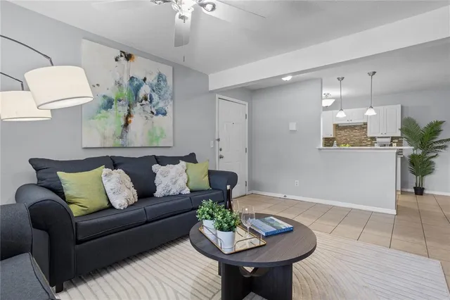 $159,900 | 145 North Pearl Lake Causeway, Unit 106, Altamonte Springs, FL 32714