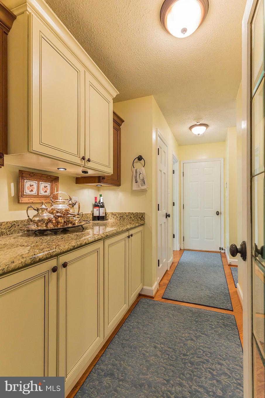 450 Bowie Shop Road Huntingtown, MD 20639 - Photo 12 of 30 Wet Bar off the Kitchen