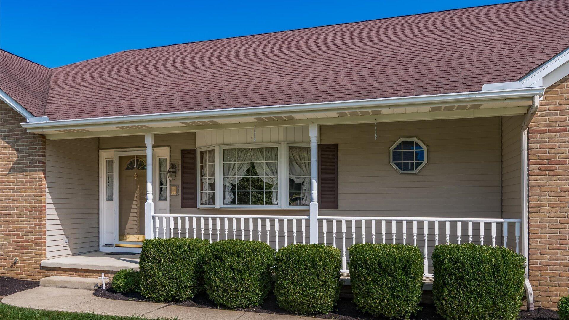 1565 Northeast Wheeling Road Northeast Lancaster, OH 43130 - Photo 6 of 59 06-zj 1565 Wheeling Rd112 - Copy