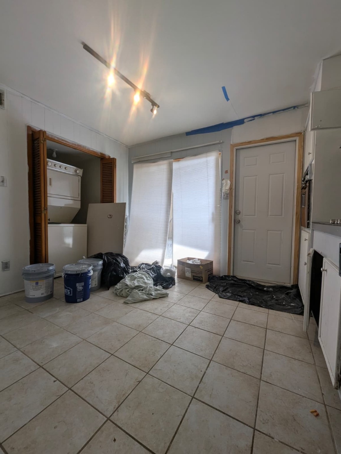 7209 Beechnut Street, Unit A Houston, TX 77074 - Photo 4 of 7 a view of a room with window and couch