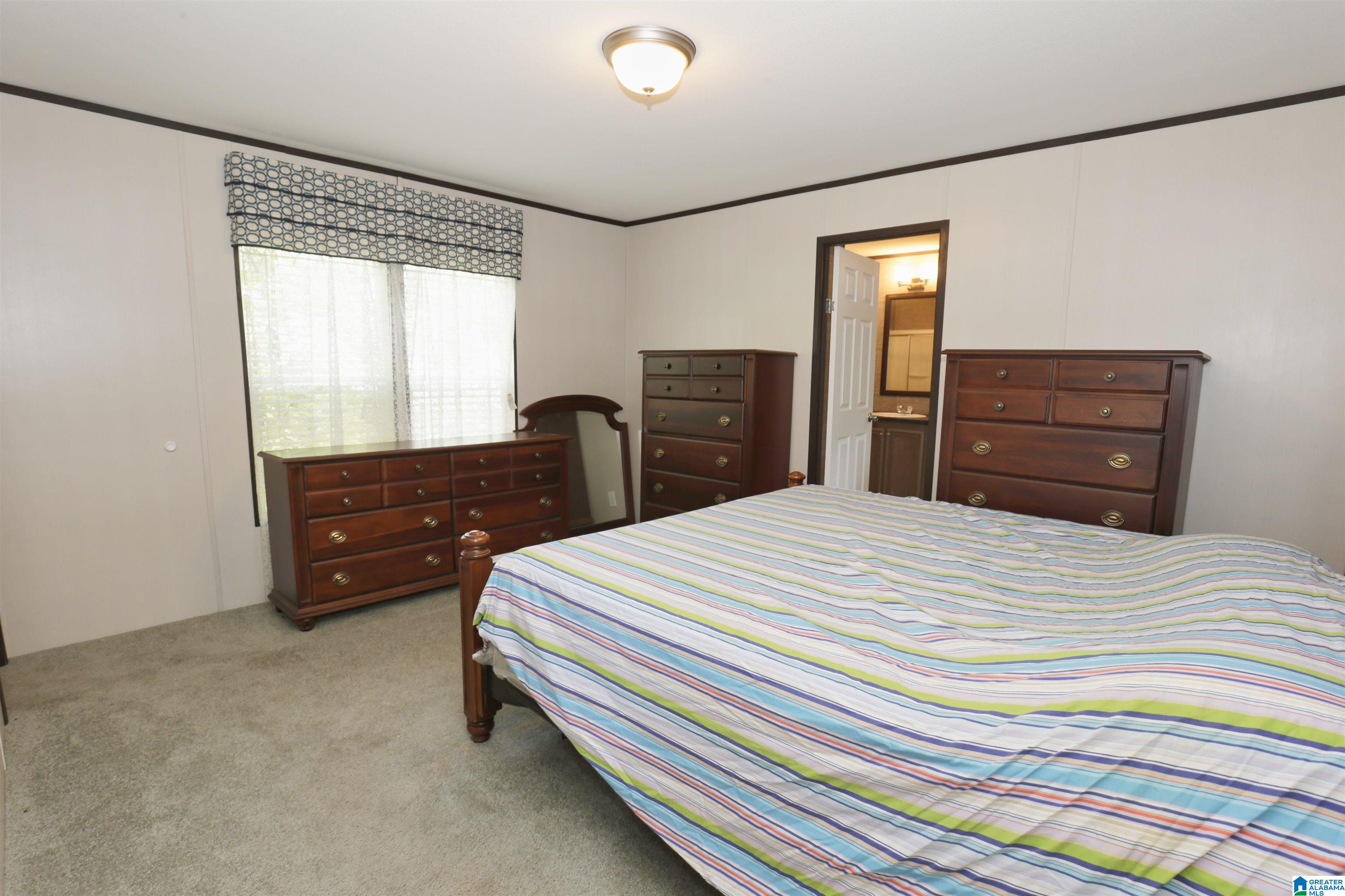 3190 Madison Street Anniston, AL 36201 - Photo 4 of 29