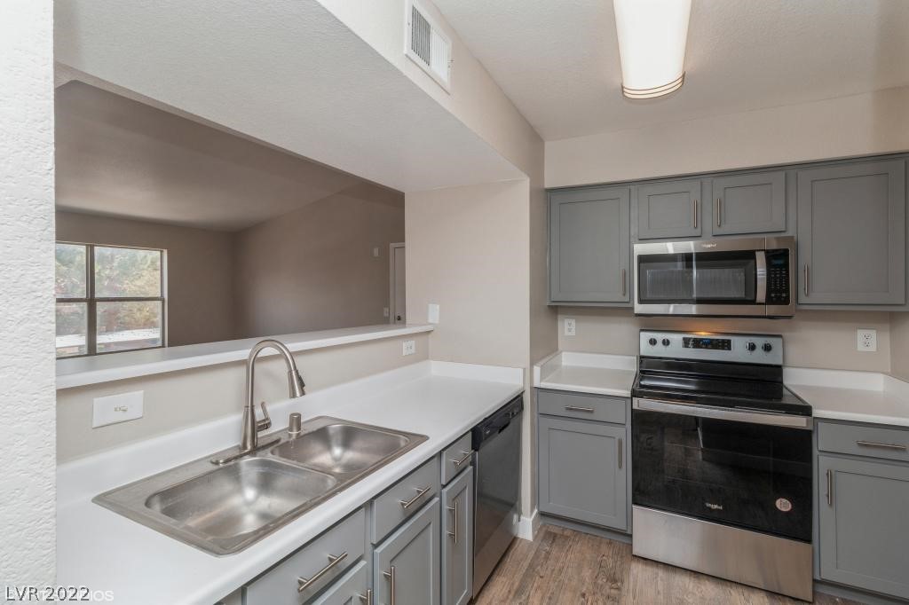 8101 West Flamingo Road, Unit 2108 Las Vegas, NV 89147 - Photo 8 of 18 Gallery Image 8