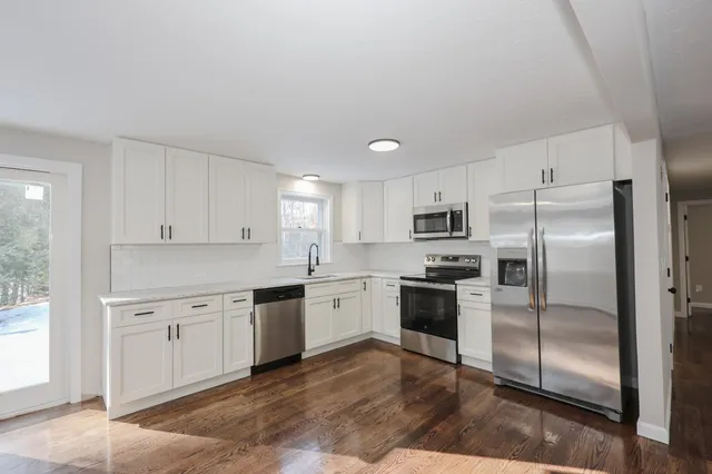 $469,900 | 313 Bumfagon Road, Loudon, NH 03307