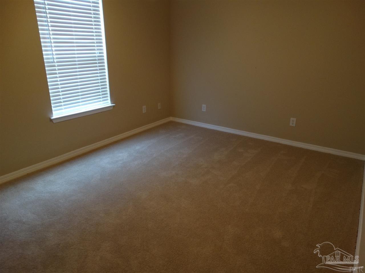 8435 Chisholm Road, Unit 11 Pensacola, FL 32514 - Photo 3 of 12 Gallery Image 3