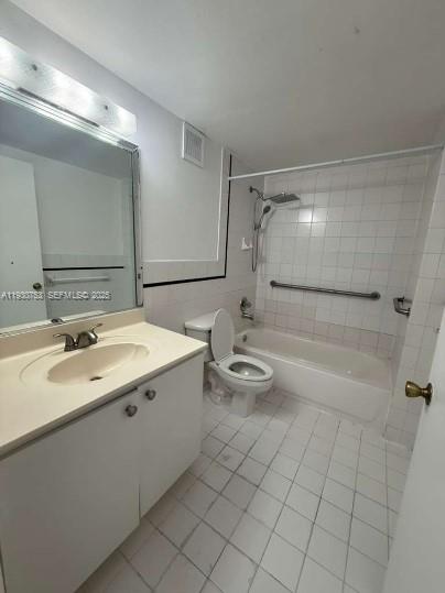 8027 Northwest 8th Street, Unit 4 Miami, FL 33126 - Photo 9 of 10