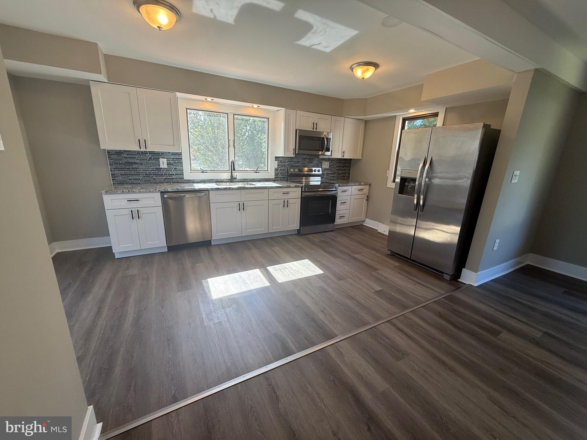 4357 Brownsville Road Feasterville-Trevose, PA 19053 - Photo 4 of 23