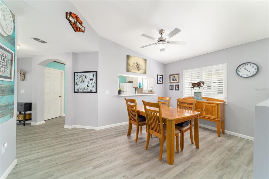 8608 Southeast 141st Street Road Summerfield, FL 34491 - Photo 11 of 82