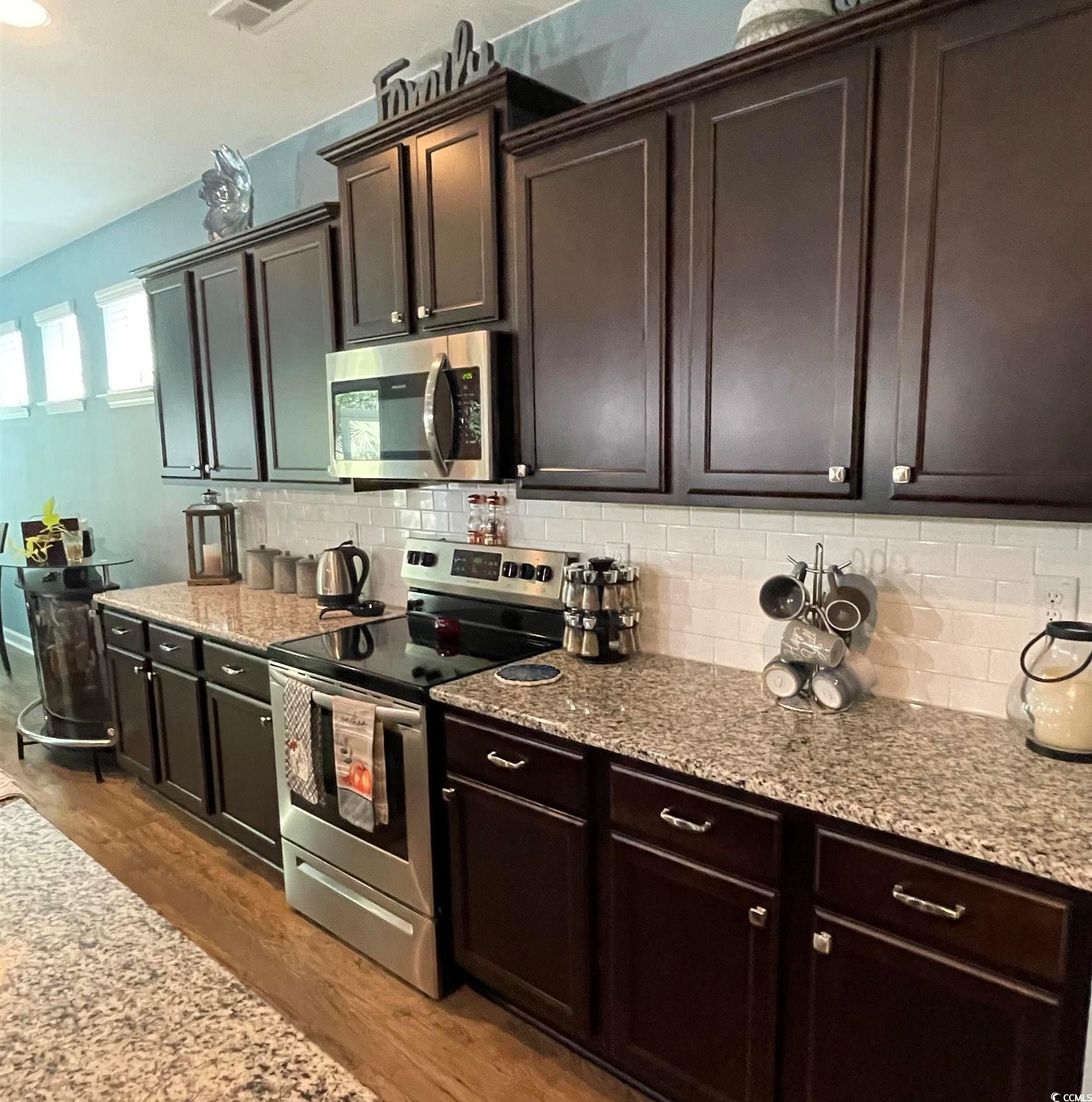 342 Dunbarton Lane Conway, SC 29526 - Photo 8 of 37