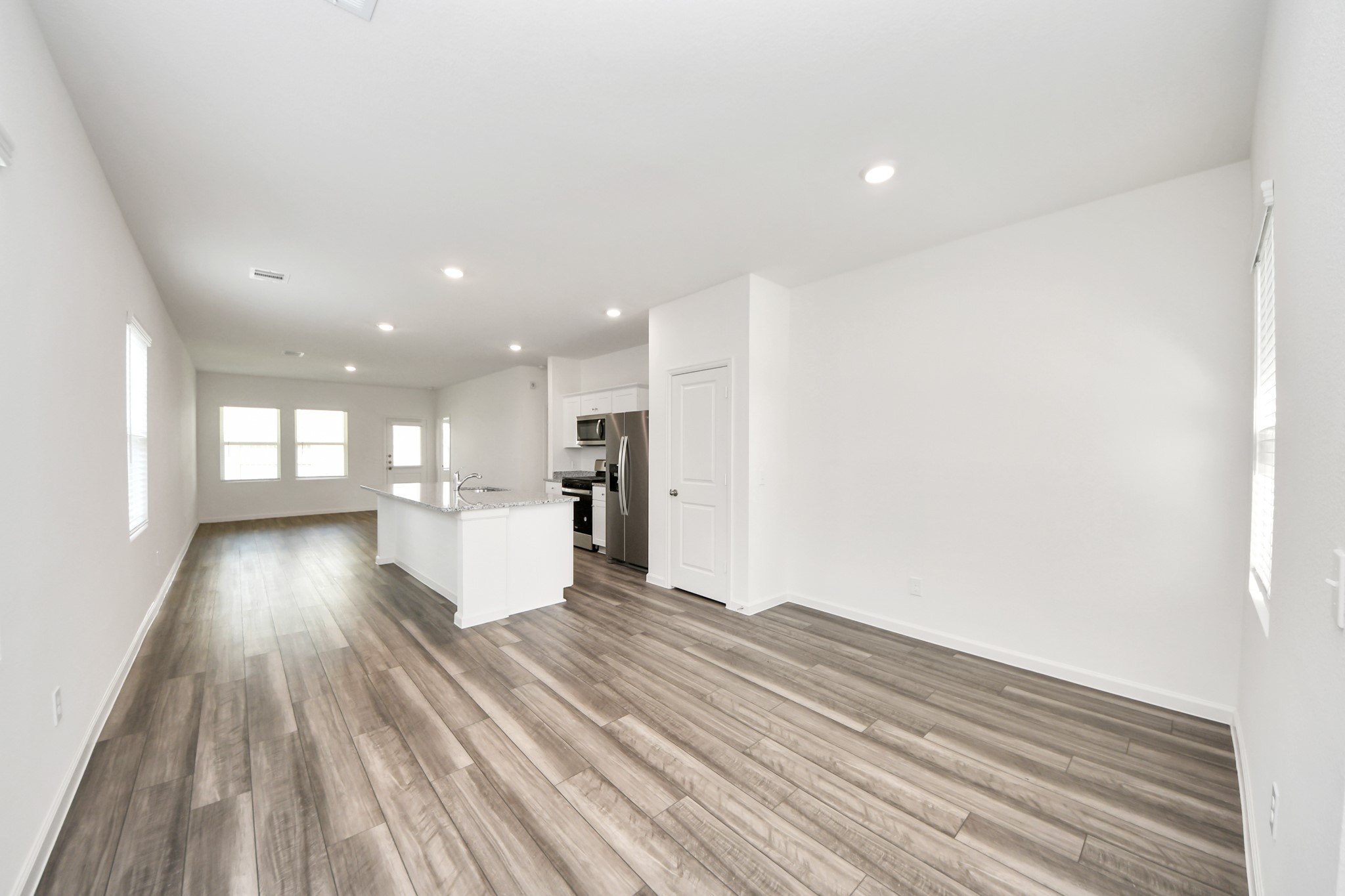 10308 Tuscan Valley Drive Rosharon, TX 77583 - Photo 7 of 48