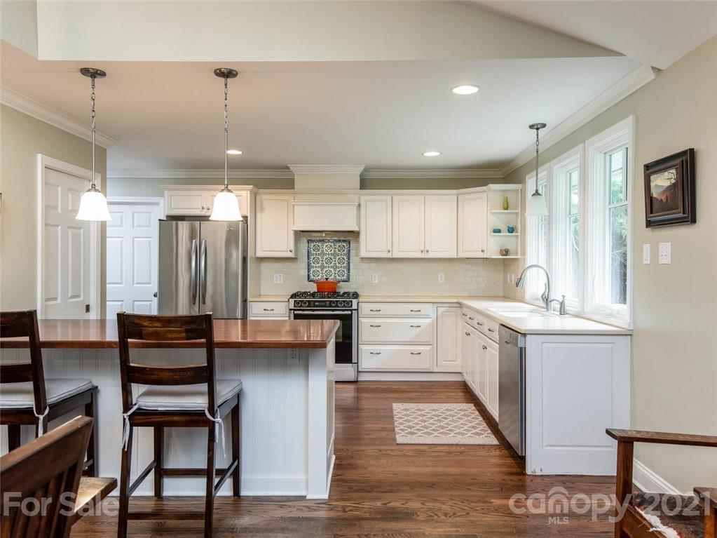 149 Windsor Road Asheville, NC 28804 - Photo 11 of 44 Gallery Image 11