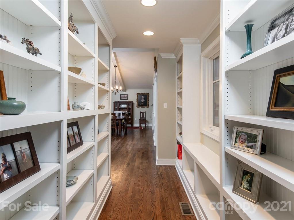 149 Windsor Road Asheville, NC 28804 - Photo 18 of 44 Gallery Image 18