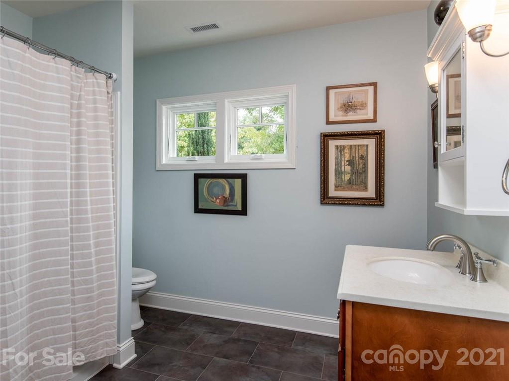 149 Windsor Road Asheville, NC 28804 - Photo 27 of 44 Gallery Image 27