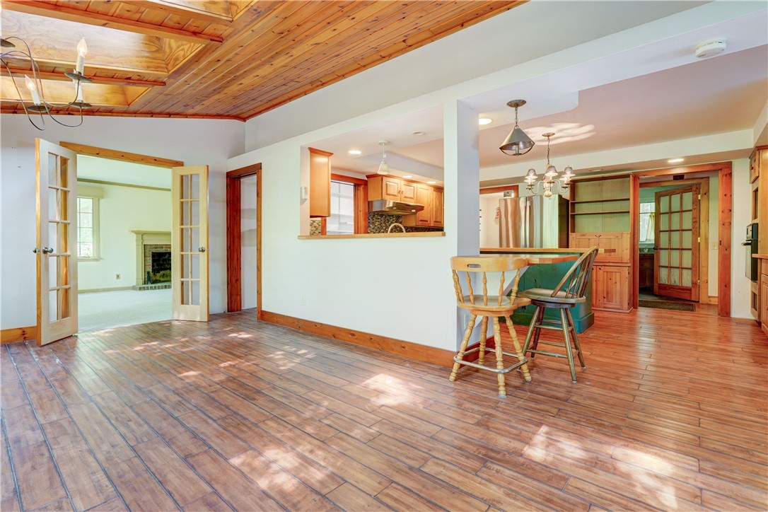 1743 Calkins Road Pittsford, NY 14534 - Photo 14 of 46