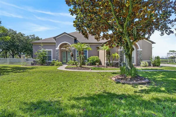 $750,000 | 209 Forest Breeze Avenue, Brandon, FL 33511