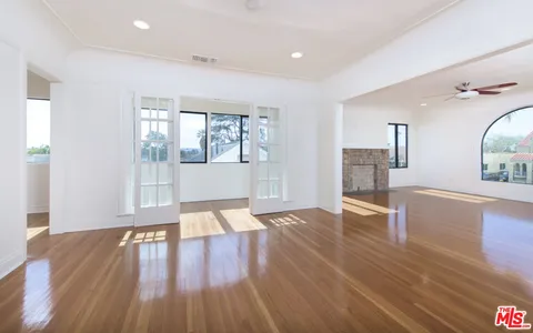 $1,399,000 | 1242 South Hudson Avenue, Los Angeles, CA 90019