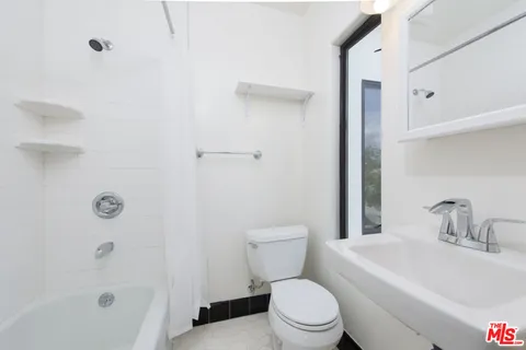$1,399,000 | 1242 South Hudson Avenue, Los Angeles, CA 90019