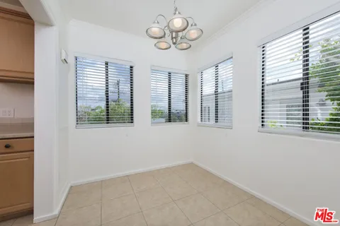 $1,399,000 | 1242 South Hudson Avenue, Los Angeles, CA 90019