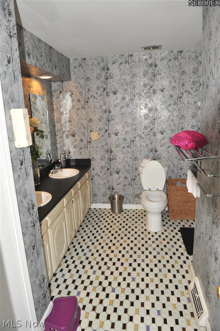 22900 Halburton Road Beachwood, OH 44122 - Photo 16 of 16
