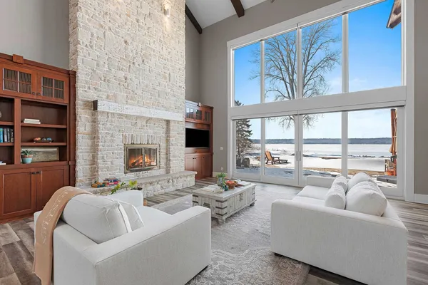 $2,900,000 | 3765 Bay Shore Drive, Sturgeon Bay, WI 54235