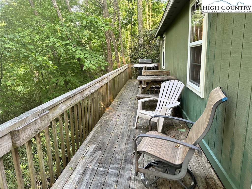 662 Laurel Ridge Banner Elk, NC 28604 - Photo 29 of 46 Gallery Image 29