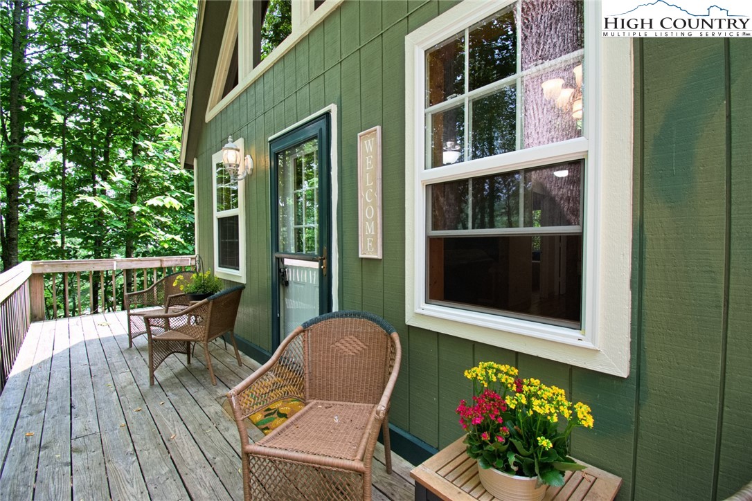 662 Laurel Ridge Banner Elk, NC 28604 - Photo 4 of 46 Gallery Image 4