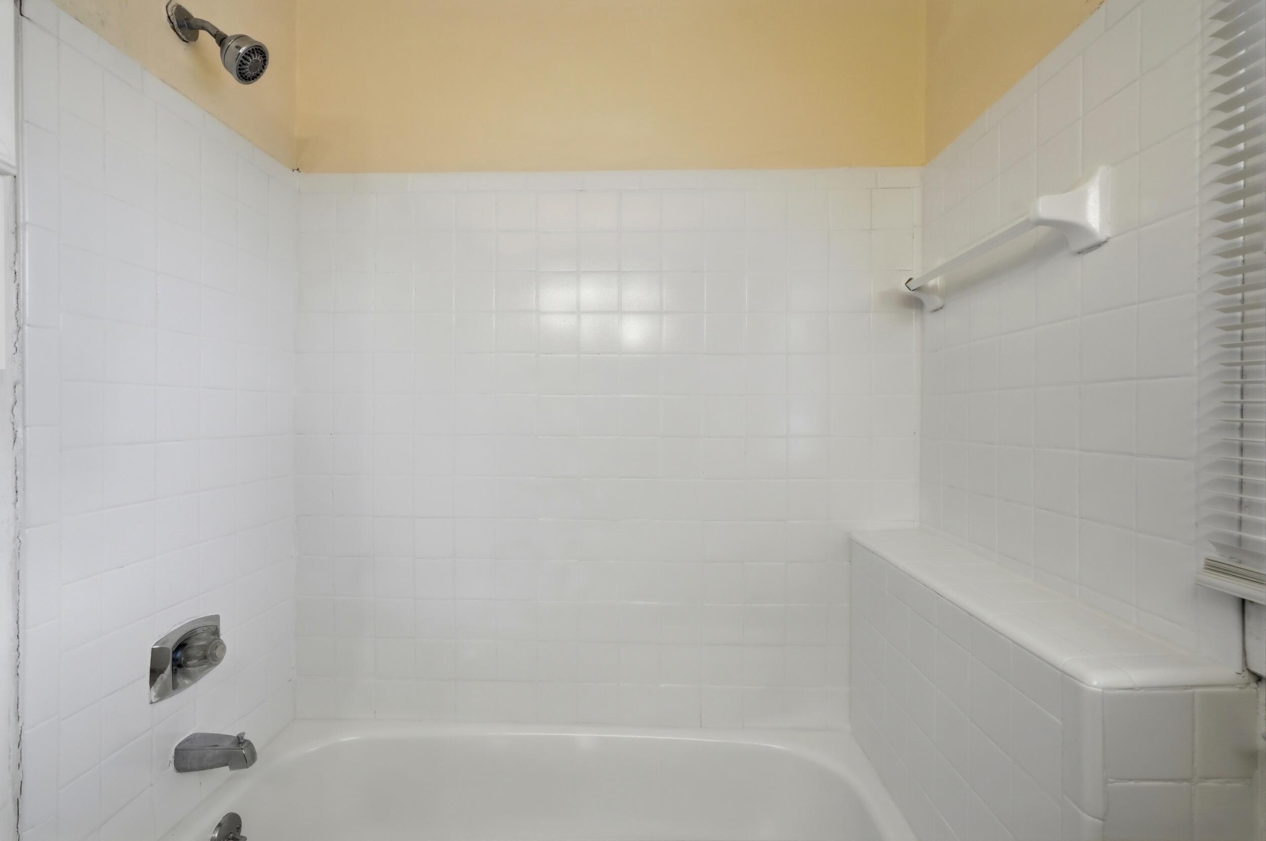 8010 3rd Avenue Detroit, MI 48202 - Photo 11 of 32 049