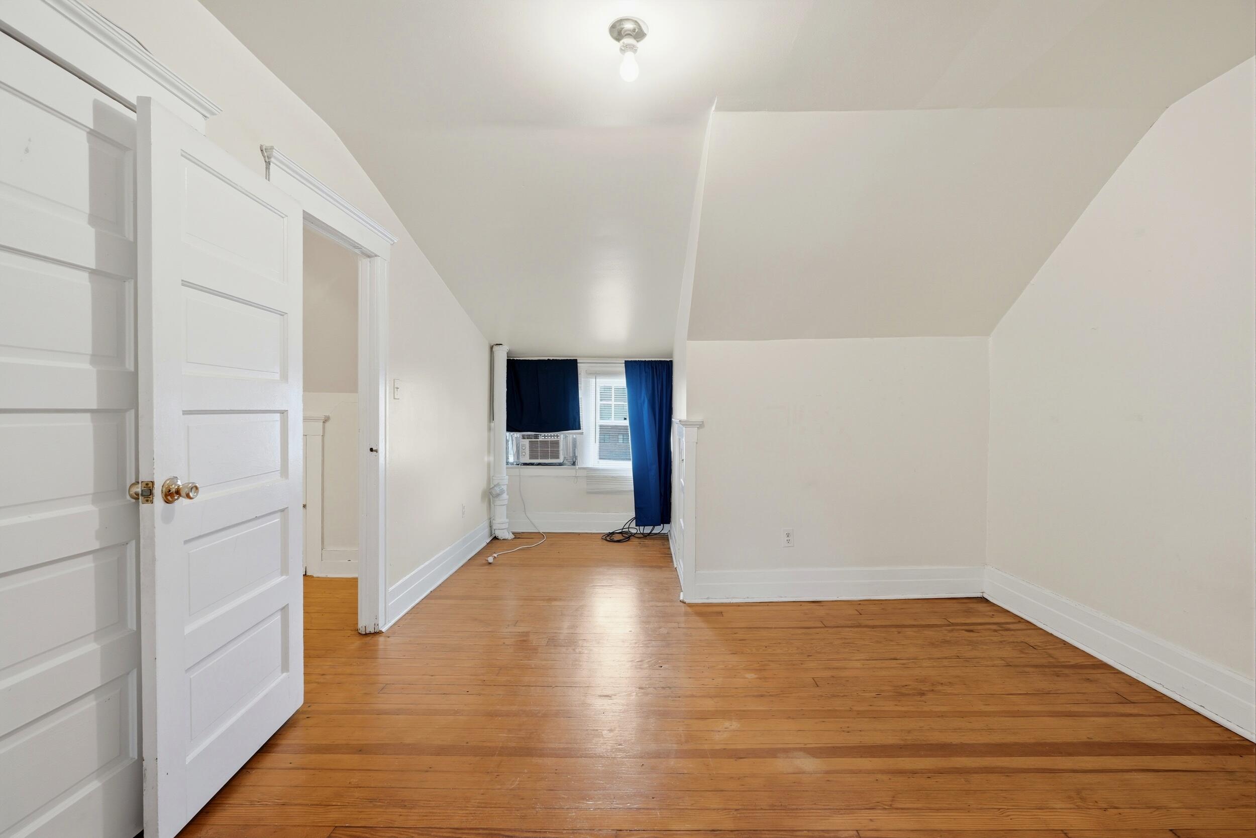 8010 3rd Avenue Detroit, MI 48202 - Photo 18 of 32 074