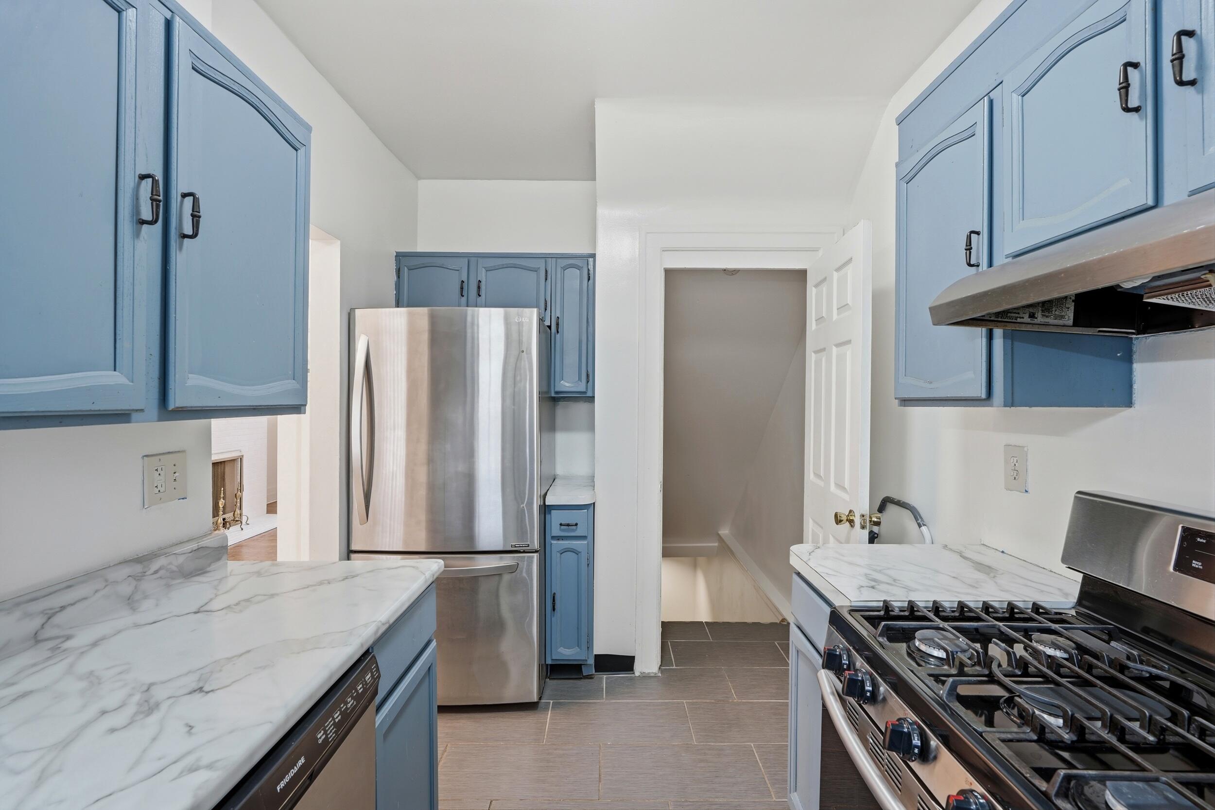 8010 3rd Avenue Detroit, MI 48202 - Photo 7 of 32 034