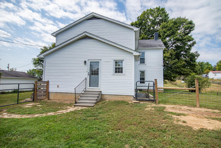 7064 Bybee Road Winchester, KY 40391 - Photo 11 of 71 11