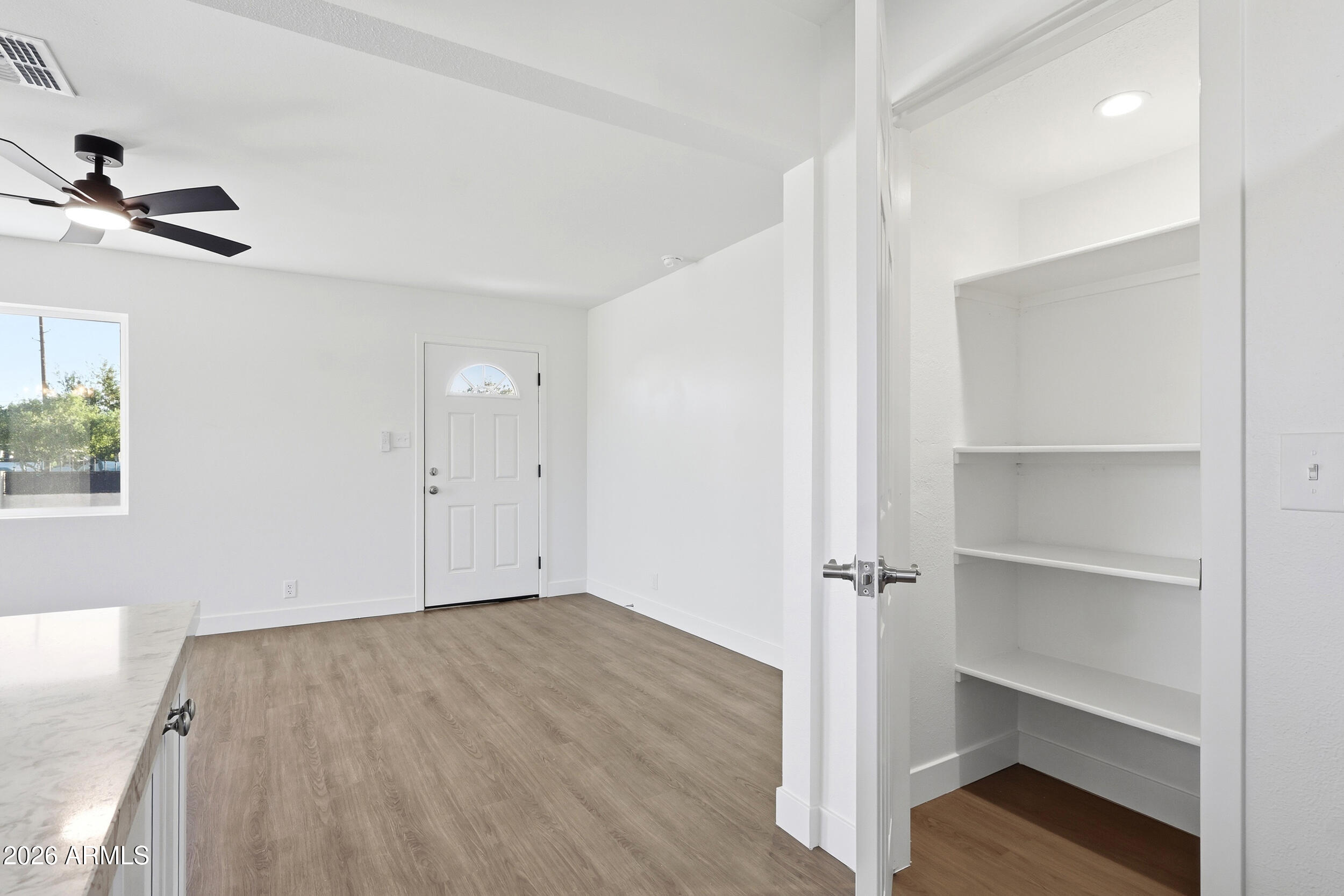 1748 East Monte Vista Road Phoenix, AZ 85006 - Photo 13 of 34 img_19