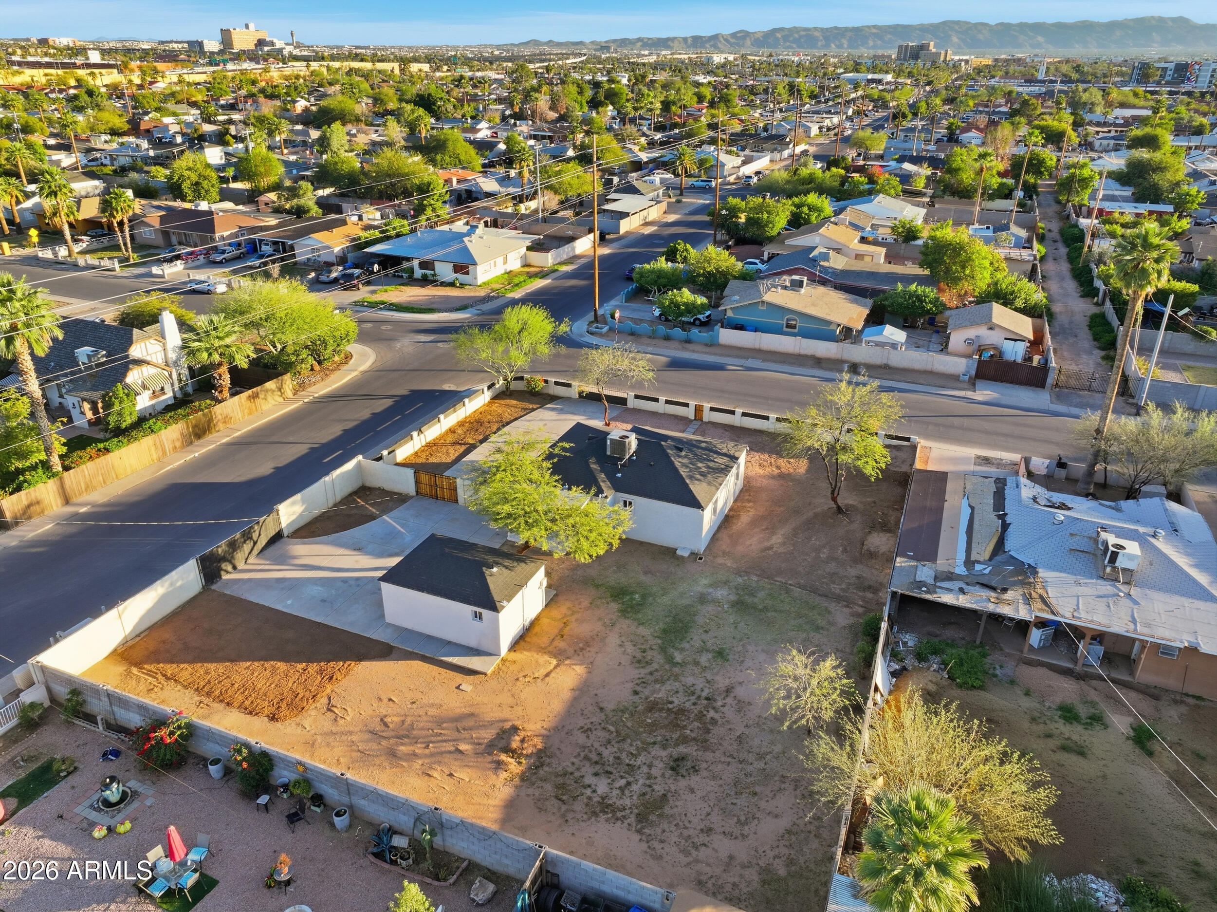 1748 East Monte Vista Road Phoenix, AZ 85006 - Photo 33 of 34 img_36